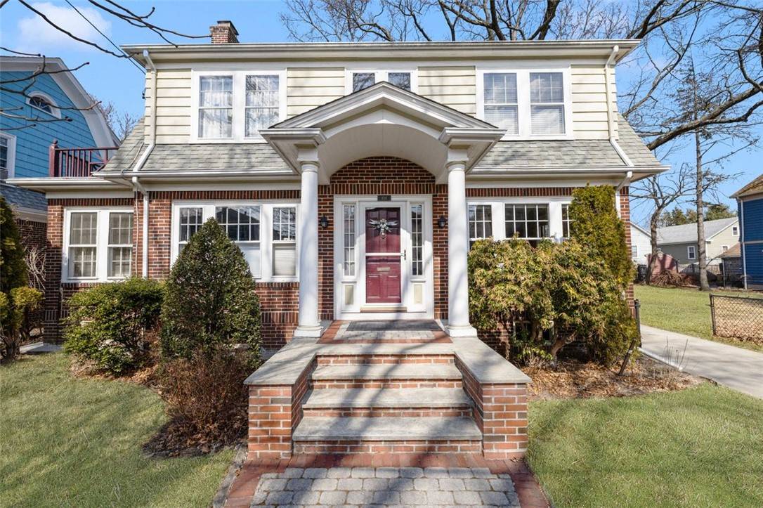 108 Woodbine ST, Providence, RI 02906