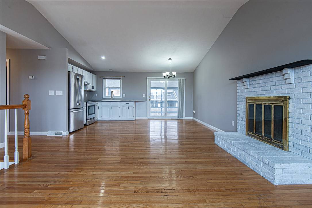 Warwick, RI 02889,75 Fletcher ST