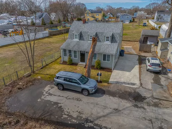 49 Curtis ST, Warwick, RI 02889