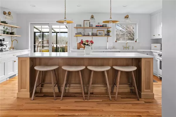 851 North Quidnessett RD, North Kingstown, RI 02852