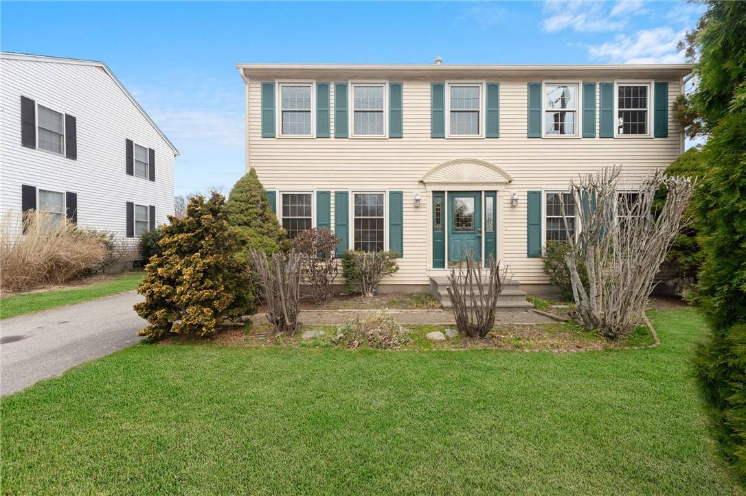 253 Chapmans AVE, Warwick, RI 02886