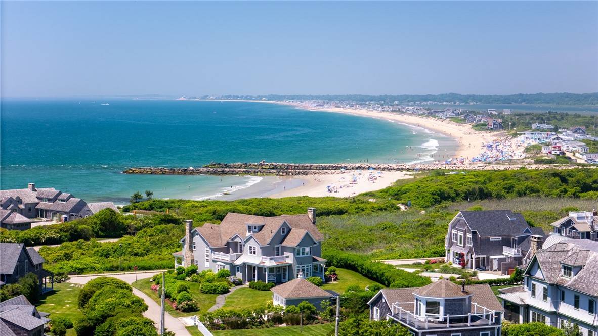 7 Fenway RD, Westerly, RI 02891