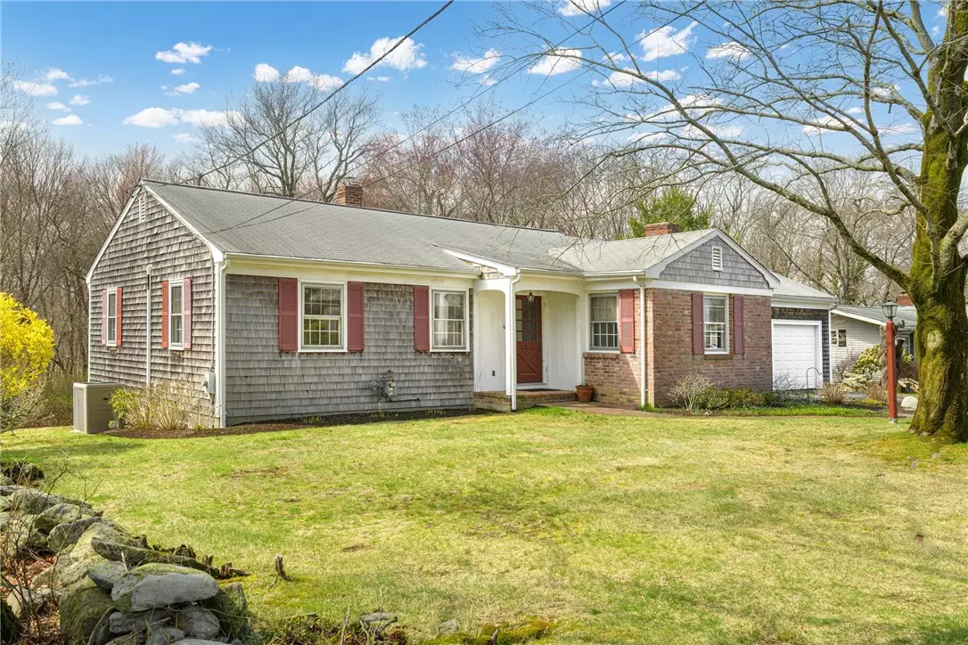 Warren, RI 02885,20 Barden LN