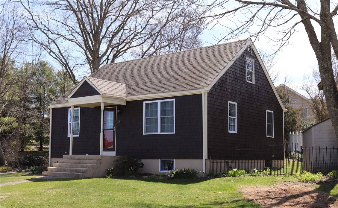 Tiverton, RI 02878,51 Pleasant AVE