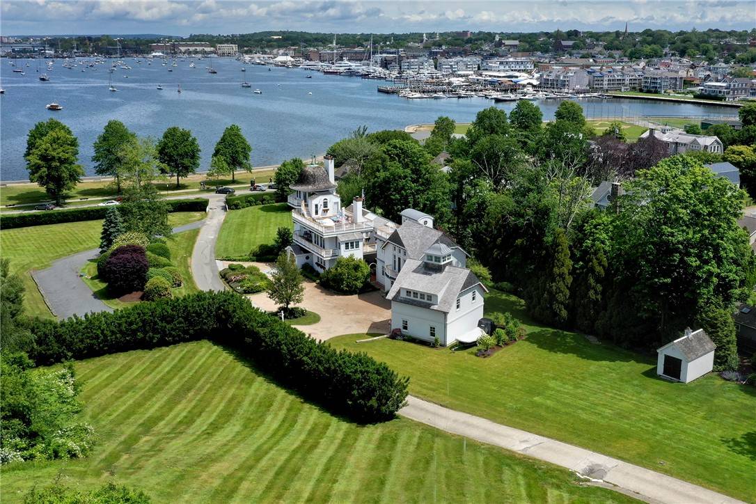Newport, RI 02840,2 Harbor View DR