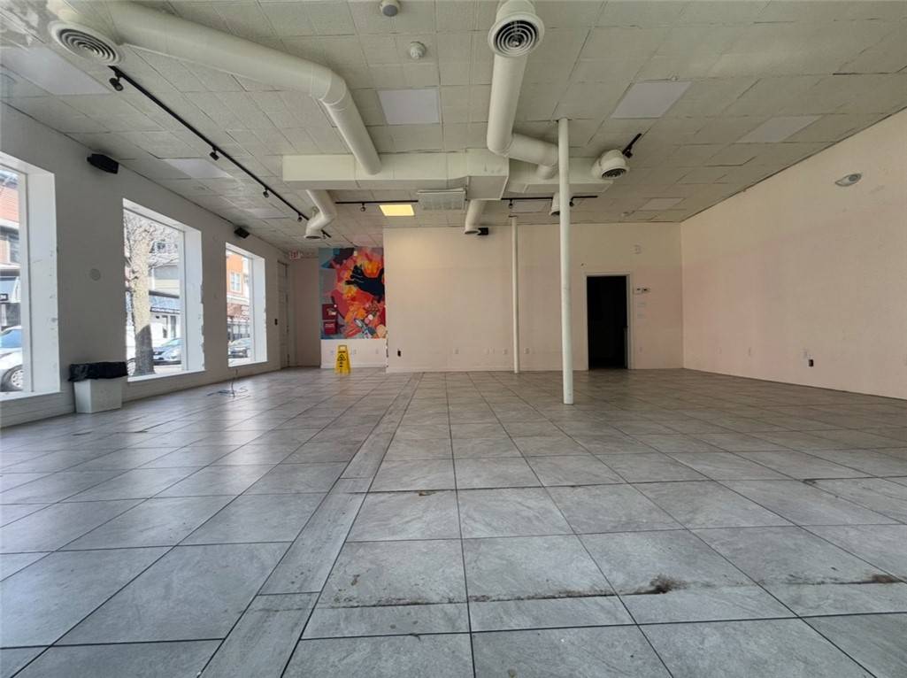 Providence, RI 02906,231 Thayer ST