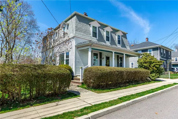 55 West ST, East Greenwich, RI 02818