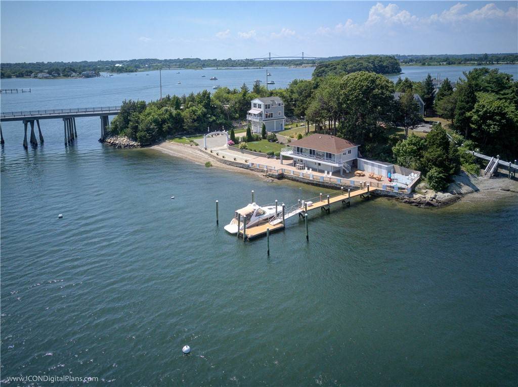 Portsmouth, RI 02871,223 Cliff AVE