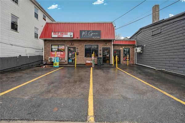 732 Dexter ST, Central Falls, RI 02863