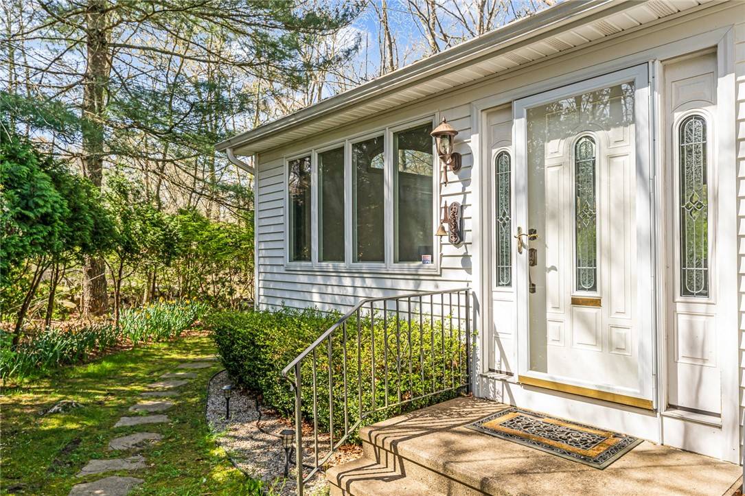 Hopkinton, RI 02804,243 Tomaquag RD