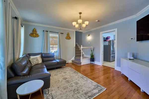 Seekonk, MA 02771,530 Fall River AVE