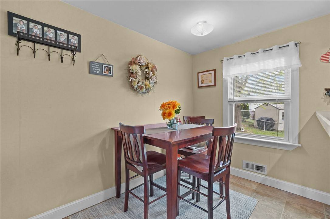 Woonsocket, RI 02895,221 Patton RD