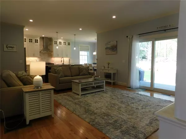 Westerly, RI 02891,1 ABBEY LN