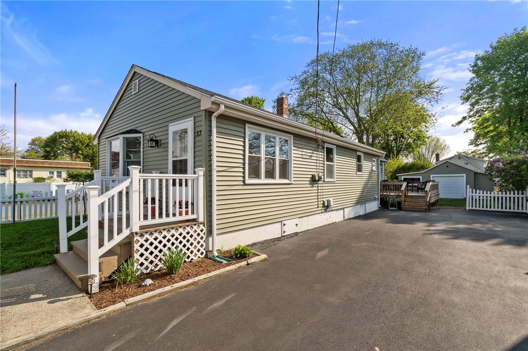Portsmouth, RI 02871,33 Morgan ST