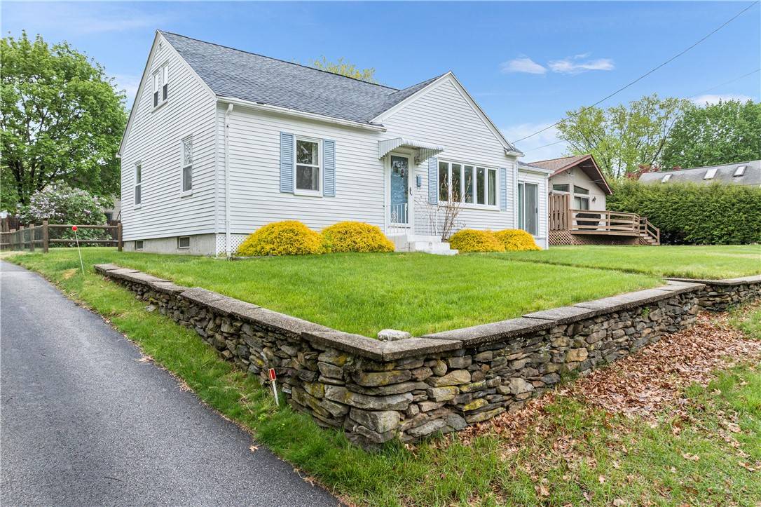 11 Homestead ST, Smithfield, RI 02917