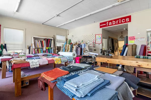 Hopkinton, RI 02832,1081 Main ST