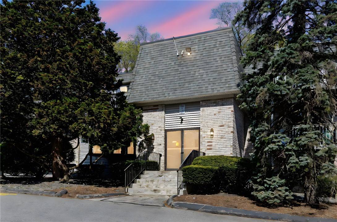 1560 Douglas AVE #B19, North Providence, RI 02904