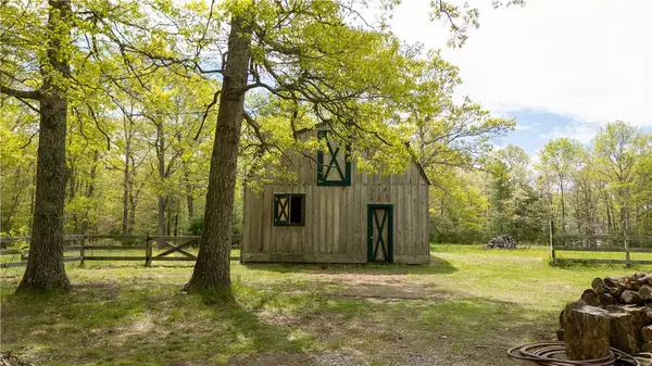 West Greenwich, RI 02817,445 Plain RD