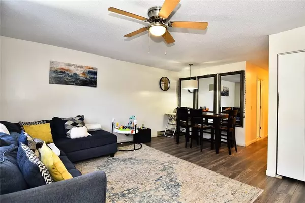 Westerly, RI 02891,21 Apache DR #D