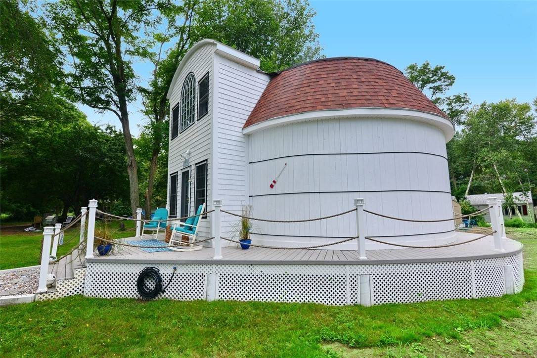 Portsmouth, RI 02871,0 Bayberry RD
