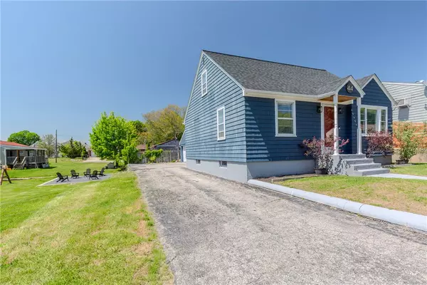 Johnston, RI 02919,44 Pocasset ST