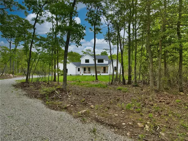 Little Compton, RI 02837,1 Hinter WAY