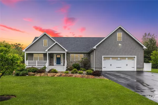 1351 Pippin Orchard RD, Cranston, RI 02921