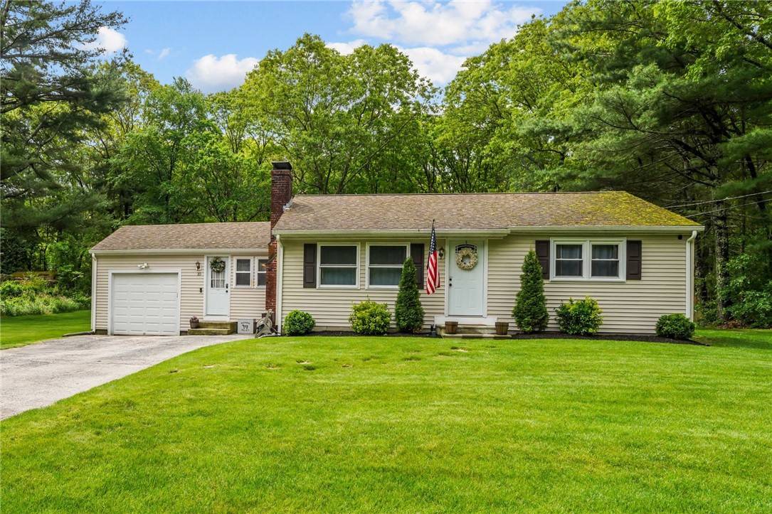 10 Bigelow RD, Johnston, RI 02919