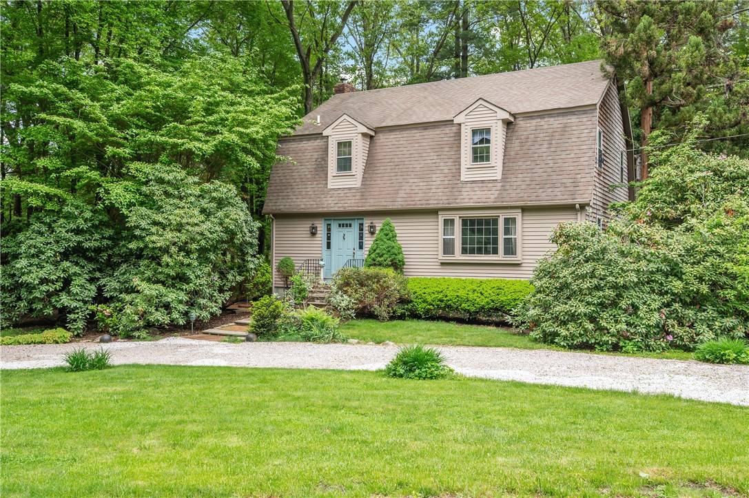 105 Newell DR, Cumberland, RI 02864