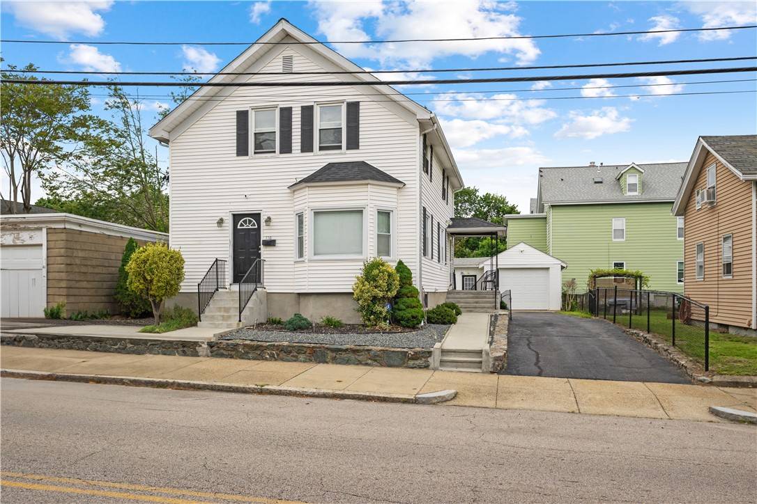 116 Pond ST, Pawtucket, RI 02860