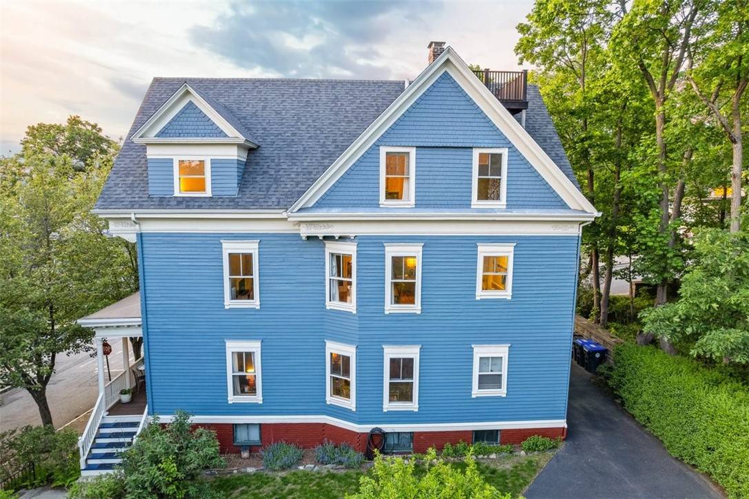 75 Knowles ST, Providence, RI 02906