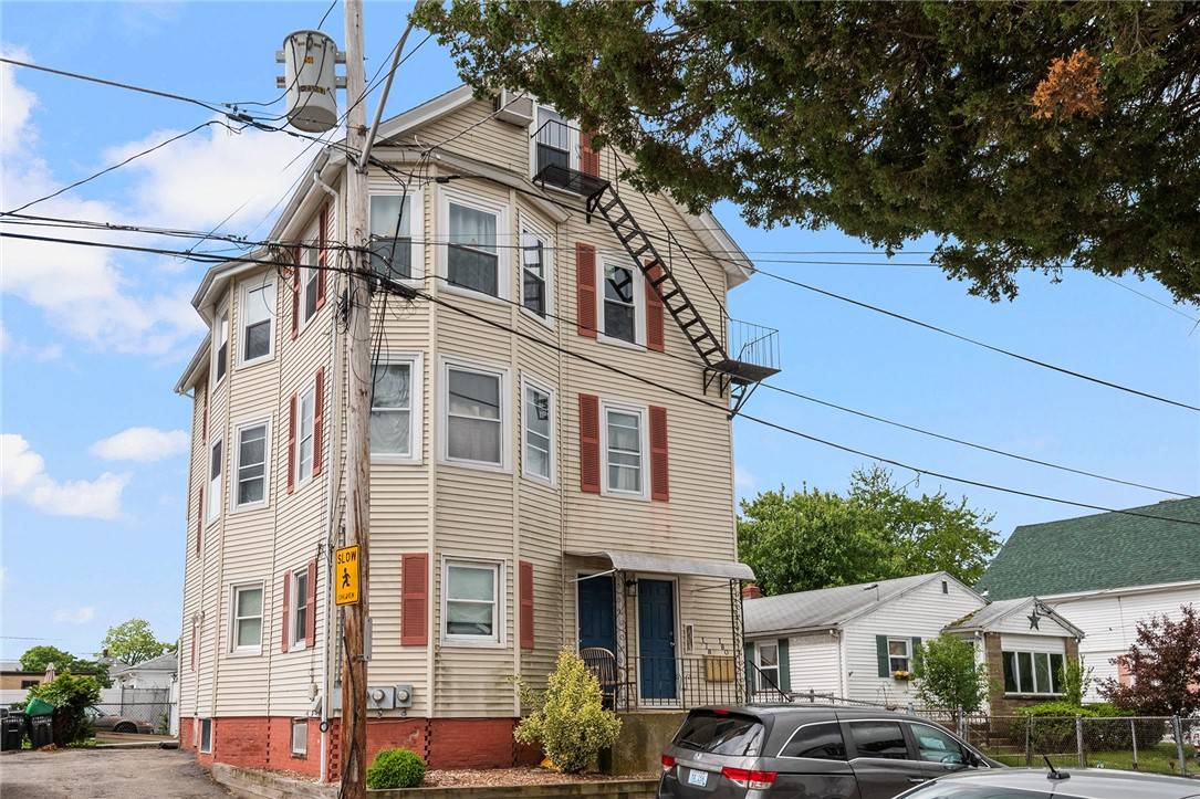 178 Chandler AVE, Pawtucket, RI 02860