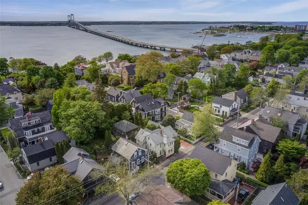 Newport, RI 02840,74 Third ST