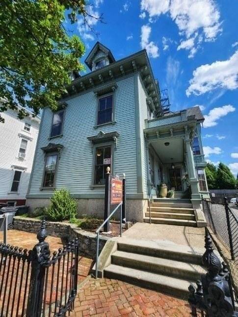 390 Broadway #lower, Providence, RI 02909
