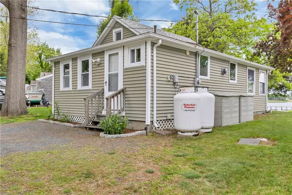 Warwick, RI 02889,600 Cole Farm RD