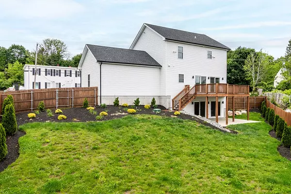 Johnston, RI 02919,243 Simmonsville AVE