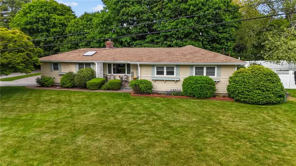 2 Westview DR, Westerly, RI 02891