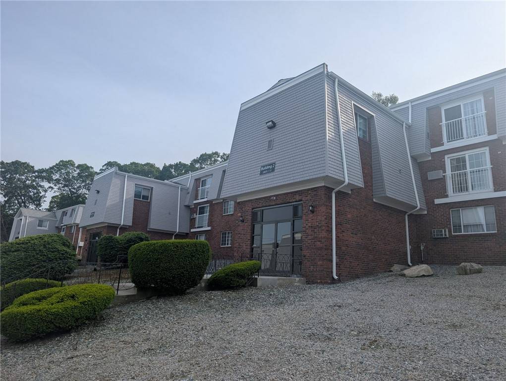 300 Smithfield RD #P2-2, North Providence, RI 02904