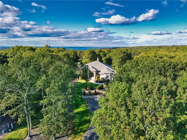 Tiverton, RI 02878,51 West Ridge DR