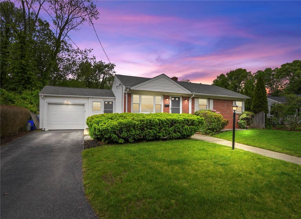 156 Davis AVE, Cranston, RI 02910