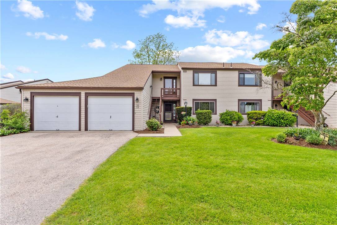 Narragansett, RI 02882,30 Sweet Meadow CT #15