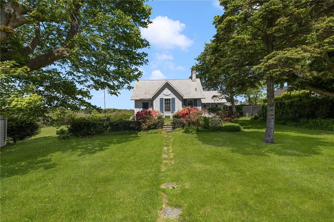 Newport, RI 02840,10 Casey CT