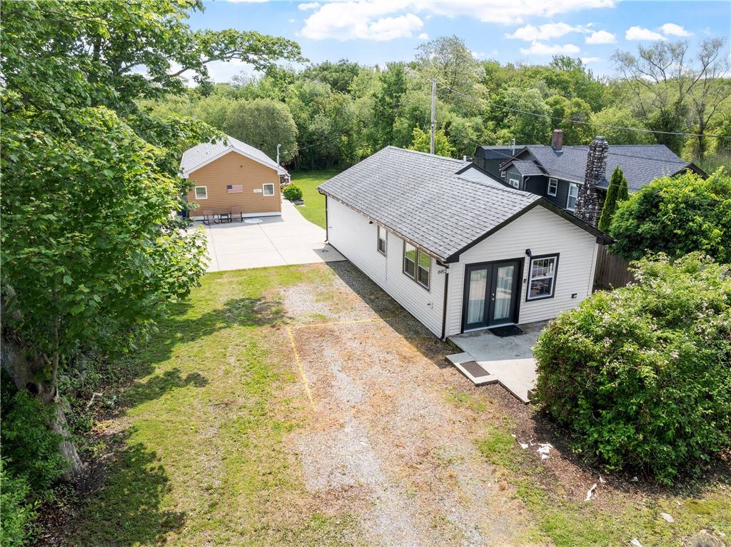 882 Point Judith RD, Narragansett, RI 02882