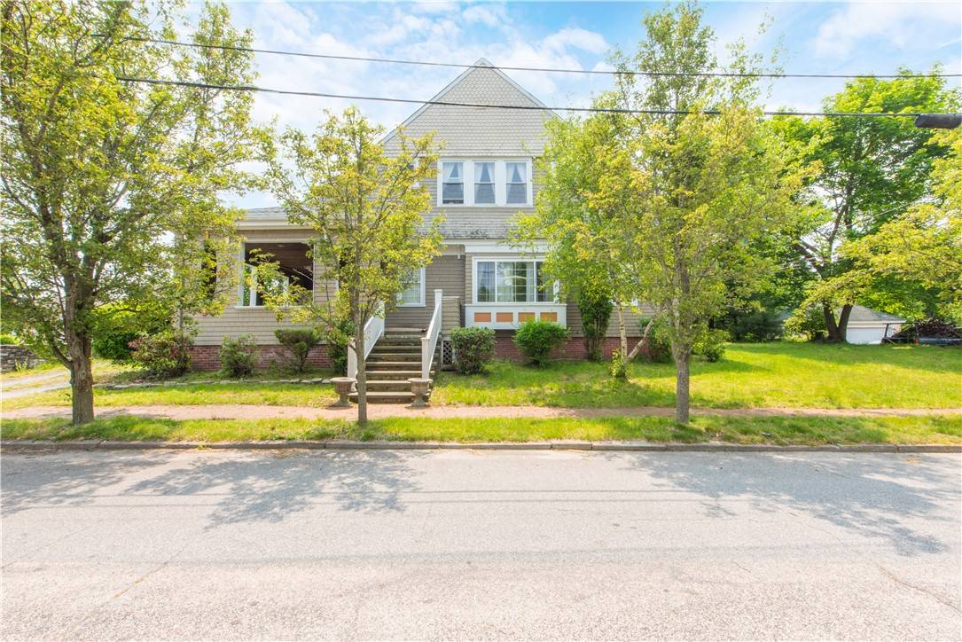 14 Bartlett AVE, Cranston, RI 02905