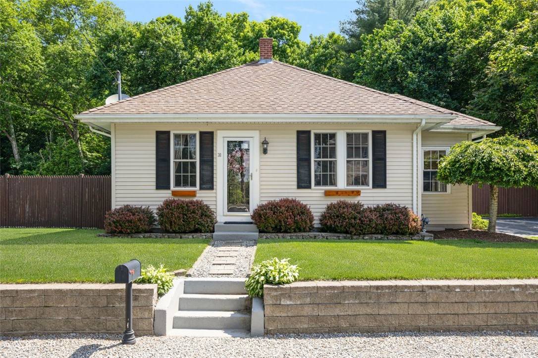 30 Lincoln ST, Smithfield, RI 02917