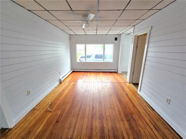 Portsmouth, RI 02871,9 Island AVE