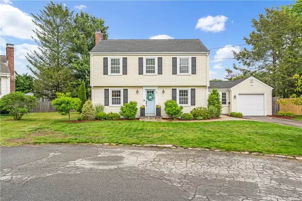 East Providence, RI 02916,25 Marshall WAY