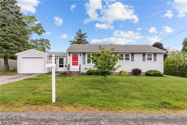 174 Russell DR,  Tiverton,  RI 02878
