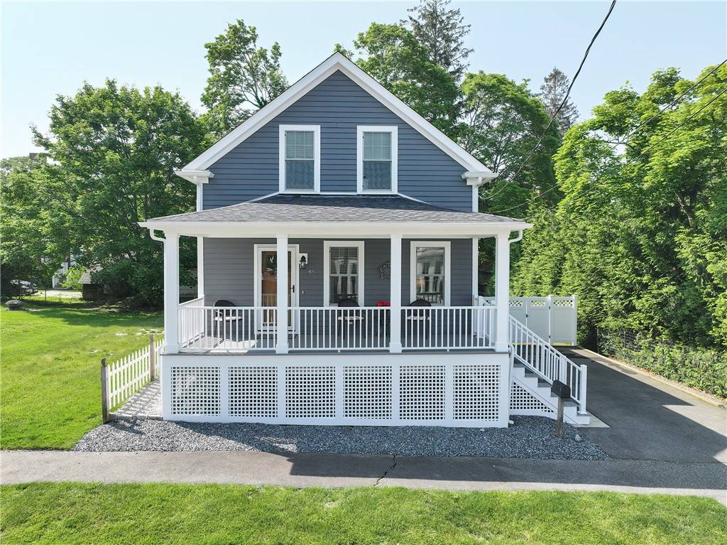 48 Garfield AVE, Bristol, RI 02809