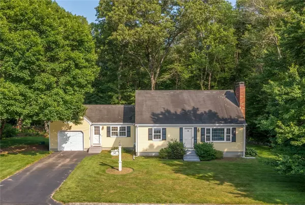 1 Winter DR, Seekonk, MA 02771